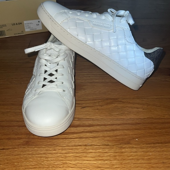 Michael Kors Keating Lace Up sneaker size 8.5 - Picture 2 of 5